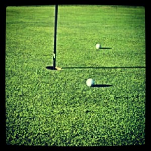 bola golf green